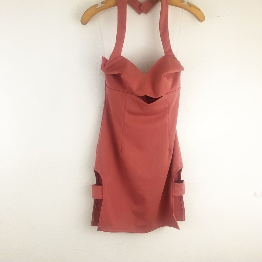 Tiger mist coral halter cut off dress size M